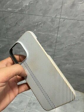 Carbon Fiber Stripe Minimalist Case